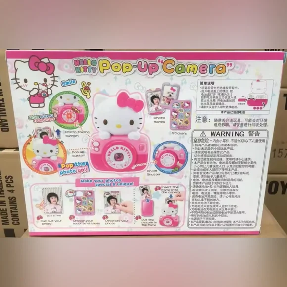 EXCLUSIVE - Hello Kitty Pop-Up Toy Camera - Picture 2 of 8